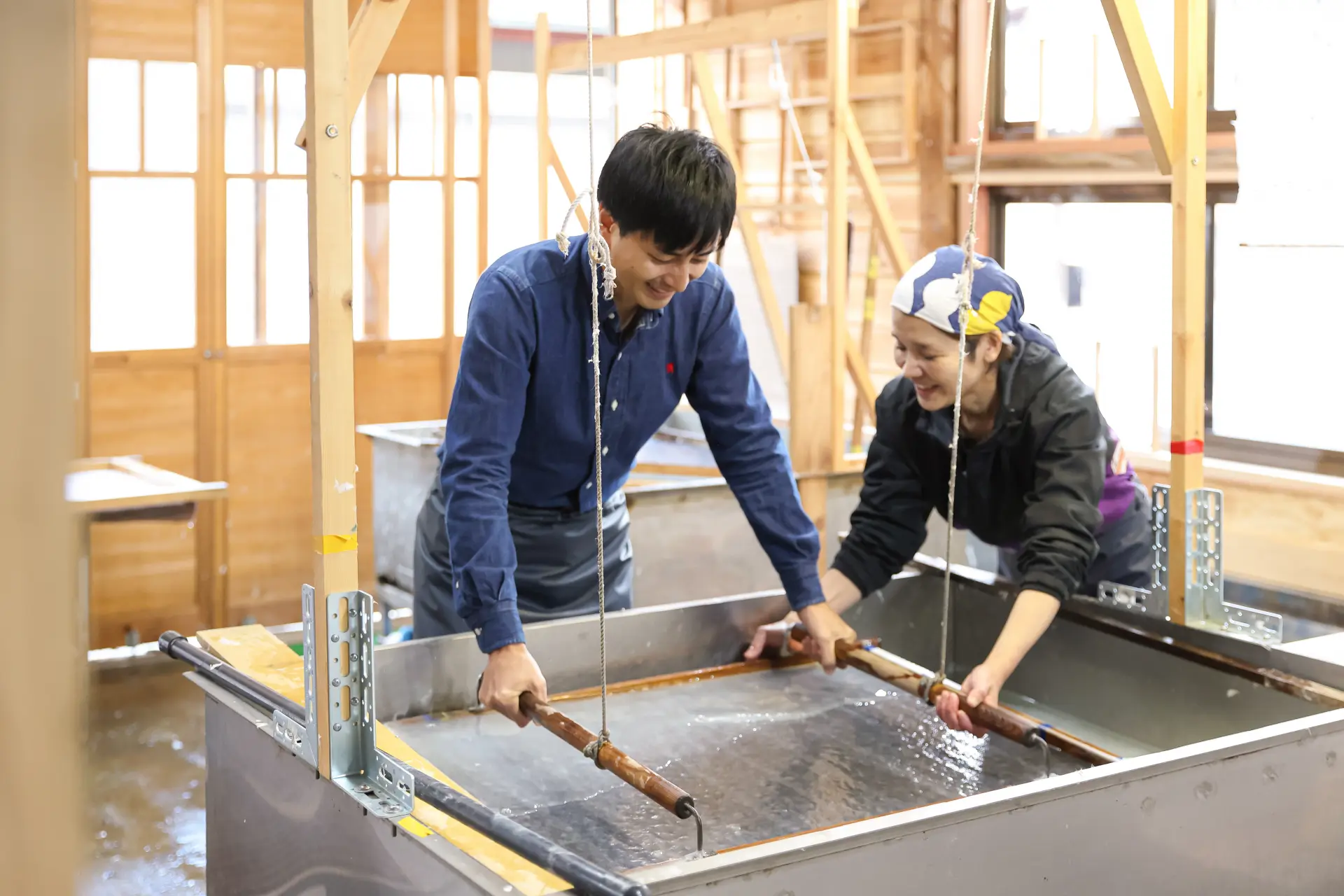 For the paper-making experience, the key is to move the screen gently up and down without applying too much force.