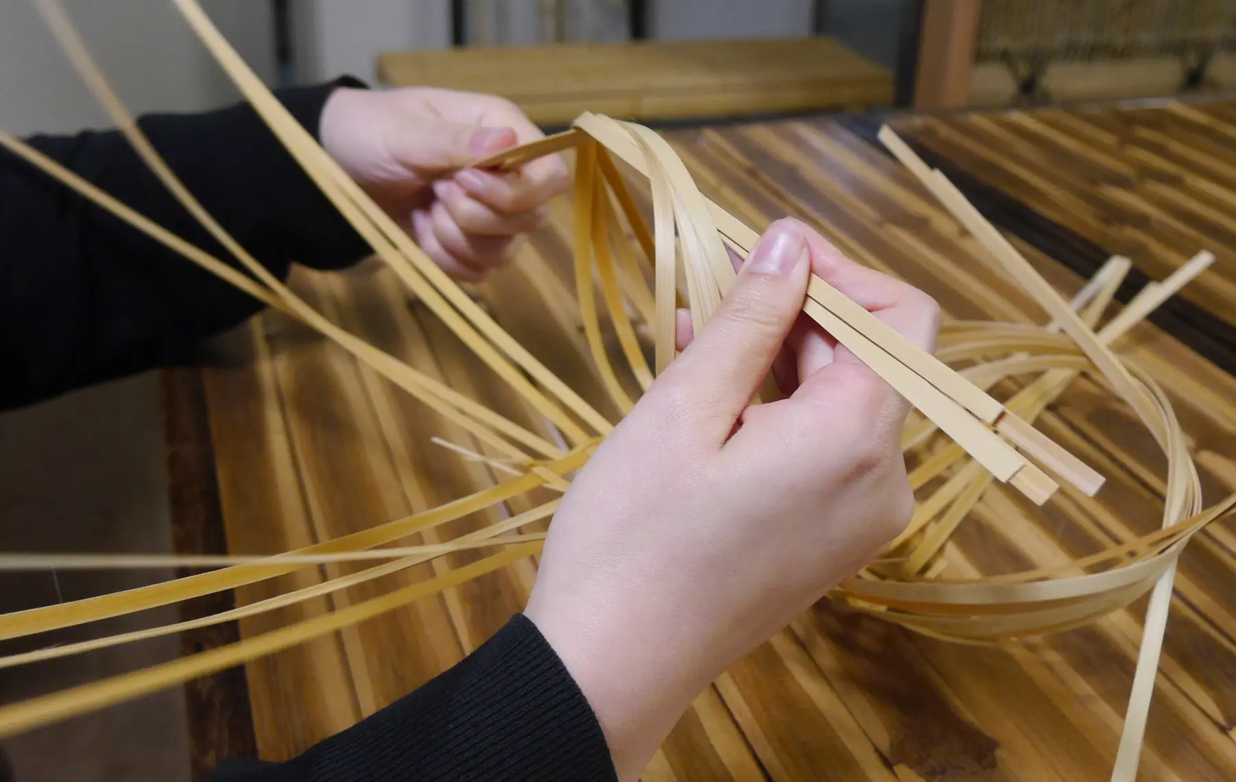 Experiencing Japanese culture through activities such as bamboo basket weaving (available during daytime only)