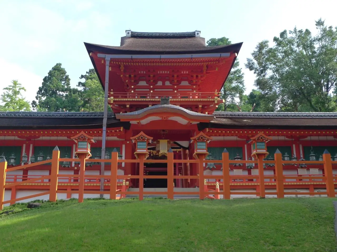 10:30 – Visit Kasuga Taisha Sake-den, Japan’s Oldest Sake Brewing Facility