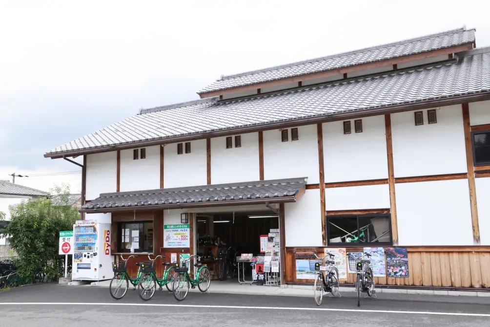 Including the Asuka Station branch, there are a total of four rental locations (plus one for groups). By paying a drop-off fee of ¥200 per bike, bicycles can be returned at any location.