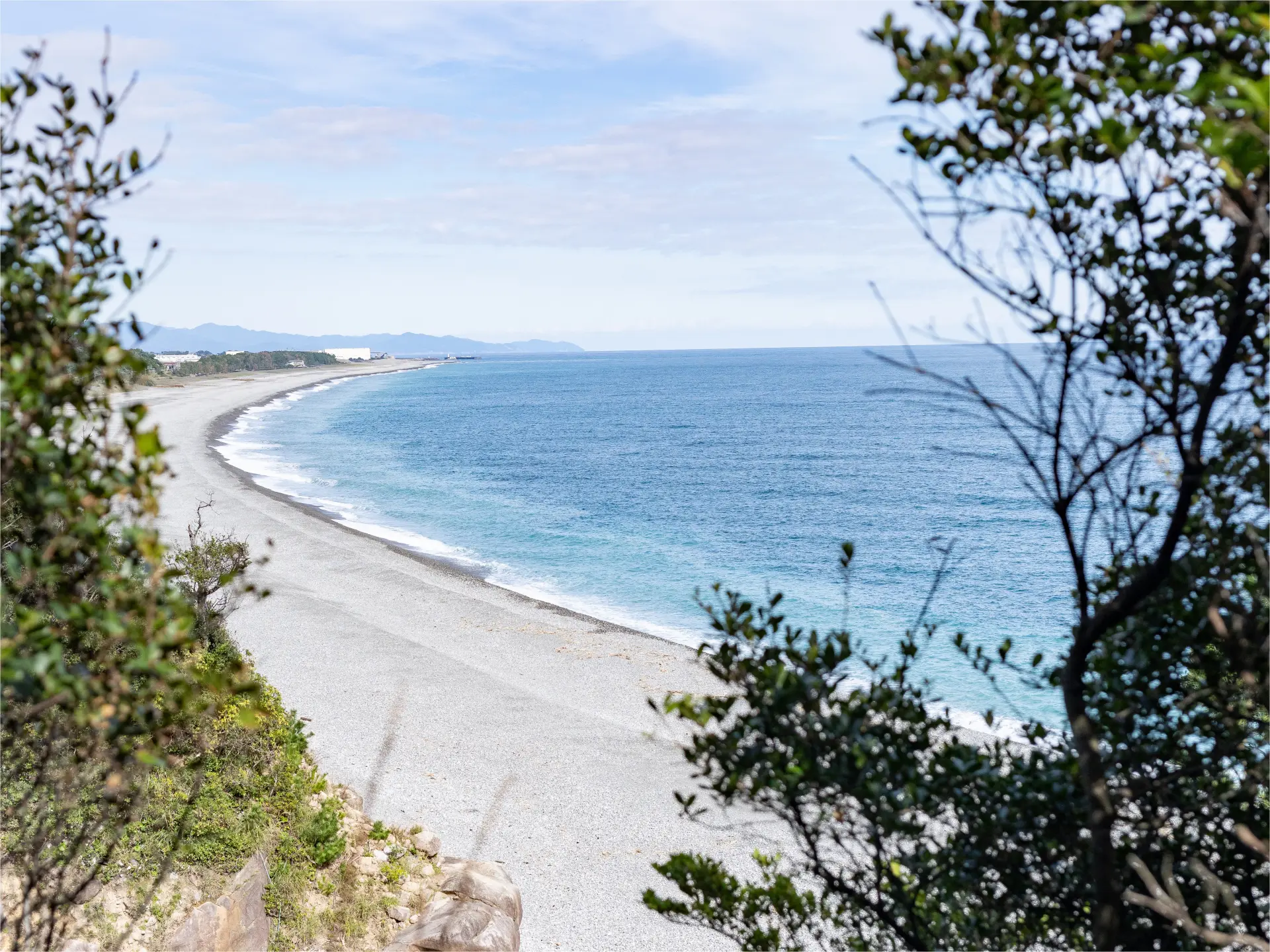 Ōjigahama Beach, once a "Shio-Koriba" purification site where pilgrims cleansed themselves with seawater before embarking on their Kumano pilgrimage.