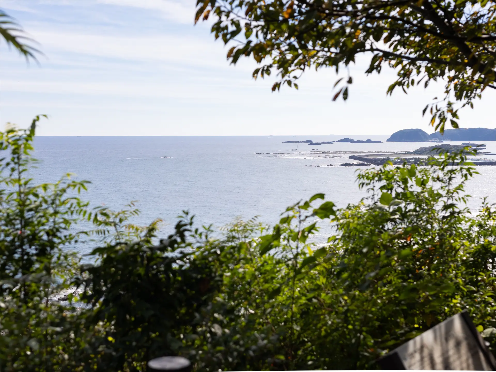 The Kujirayama Watchtower Ruins, once used as a lookout point during the thriving whaling era, now serves as a breathtaking scenic viewpoint.