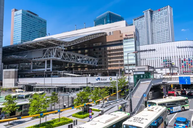 A Complete Area-by-Area Guide to Getting from Kyoto to Osaka