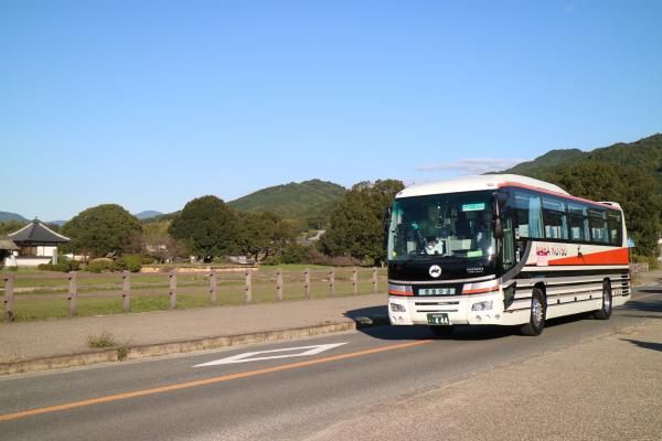 奈良定期観光バス　Eコース：大神神社と飛鳥めぐり