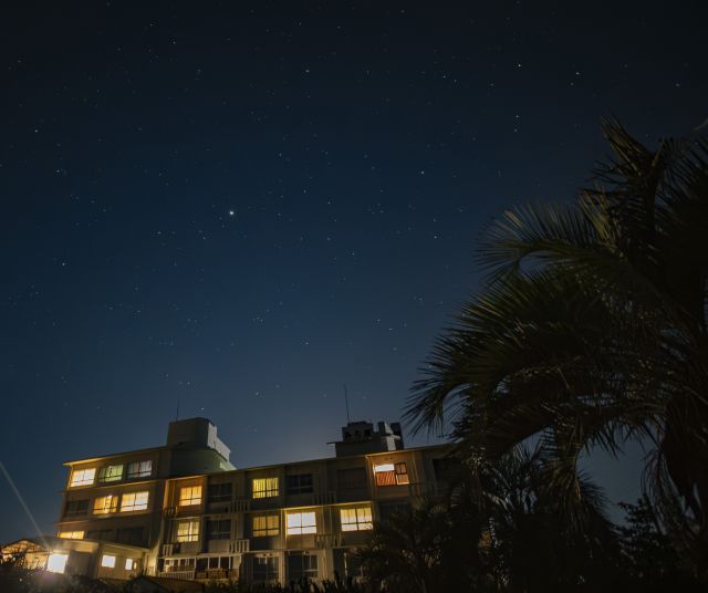 Aji-no-Yado Michishio and the starry night sky. A fantastic starry sky is just a step outside.