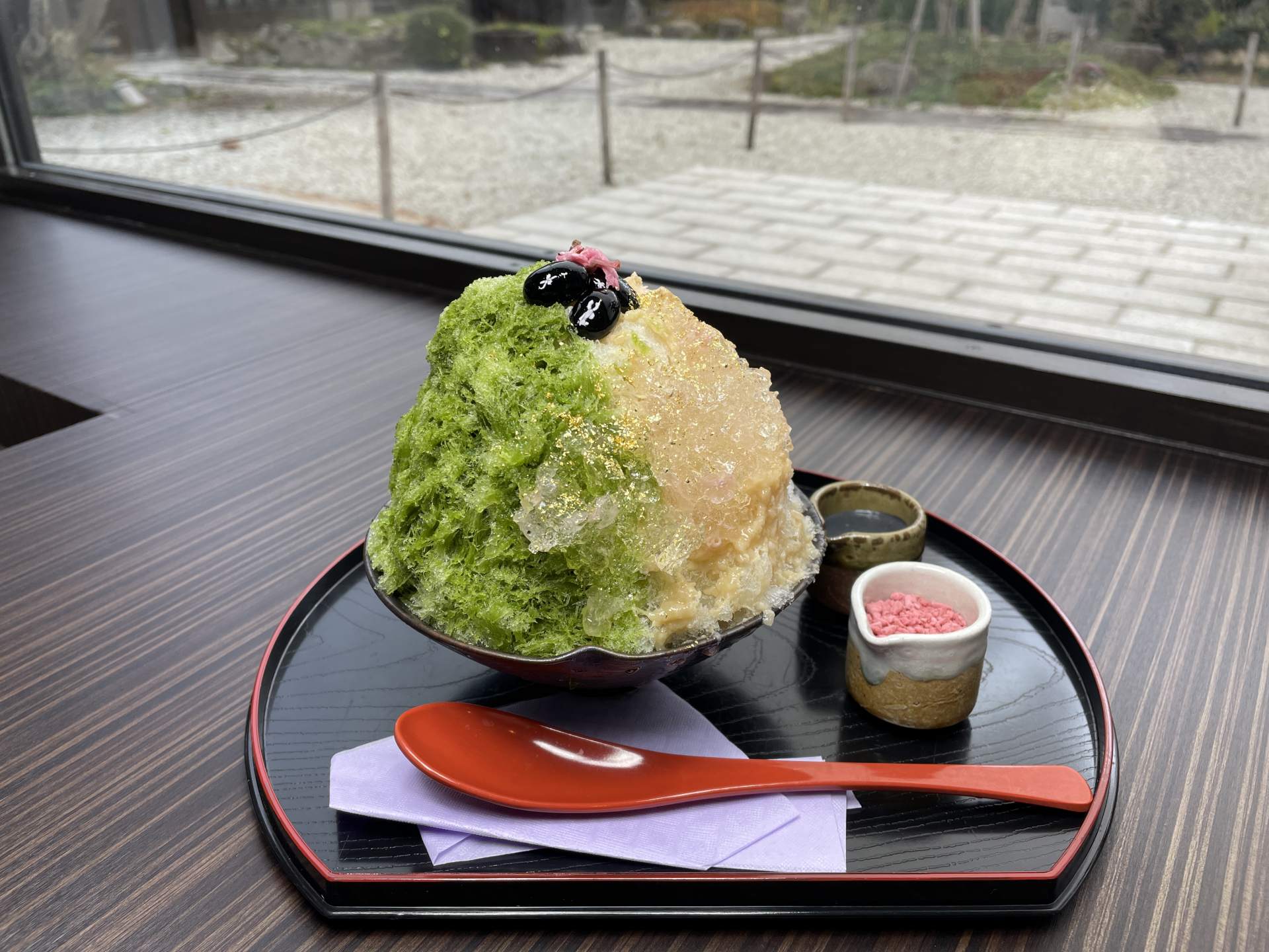 Original goshuin stamp book included! Tour of World Heritage Site Horyuji Temple with a local guide, plus lunch or premium shaved ice