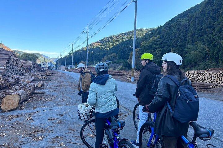 World heritage Yoshino history, culture, and nature e-bike cycling and hiking tour