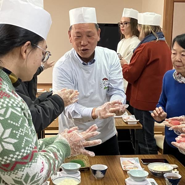 Arita-style sushi making experience