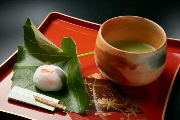 赤穂雲火焼陶芸体験と選べる釜炊きごはんの昼食と赤穂緞通工房見学