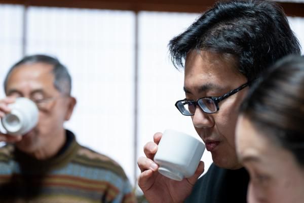 試飲の様子