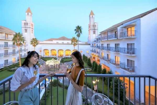 Hotel Shima Spain Mura, courtyard