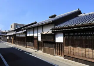 鉄炮鍛冶屋敷（町家歴史館　井上関右衛門家住宅）