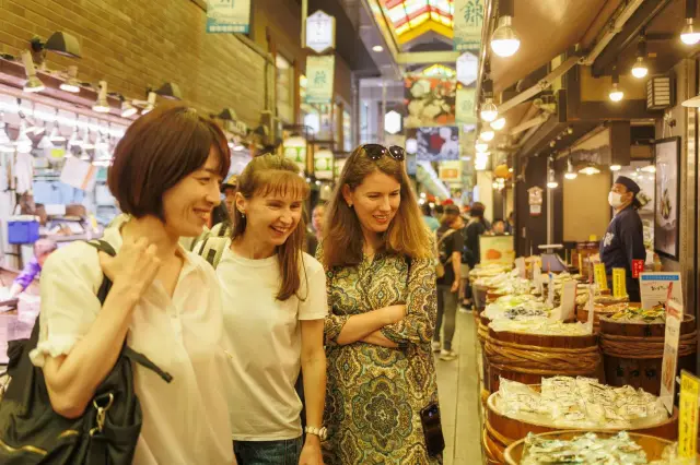 Nishiki Market and Culture Walking Tour in Kyoto