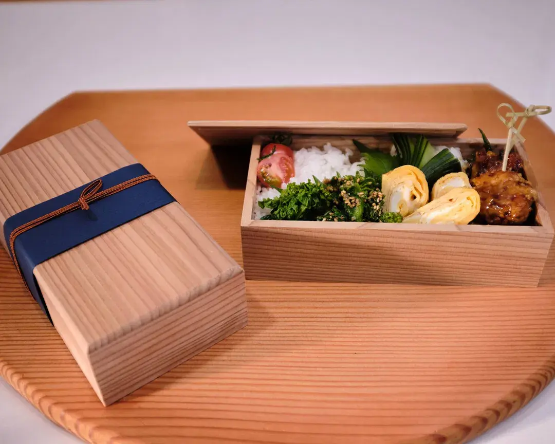 Classic Chicken Meatballs and Omelet Bento Making in Nara